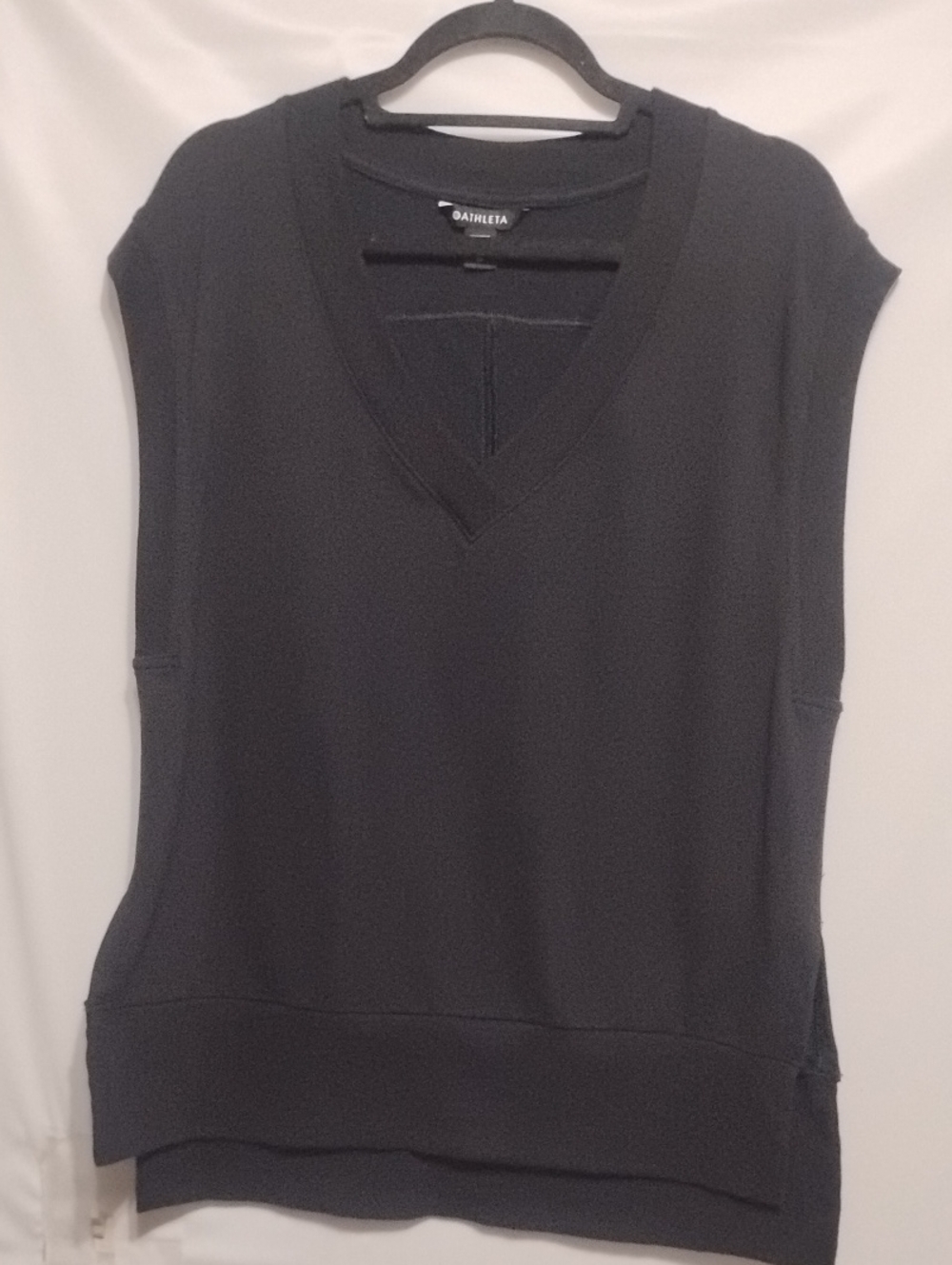 Athleta Retroterry Black V‑Neck Sleeveless Muscle Sweatshirt Tank
